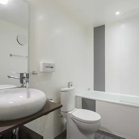 Hotel Logis Jardin De Villiers 3*