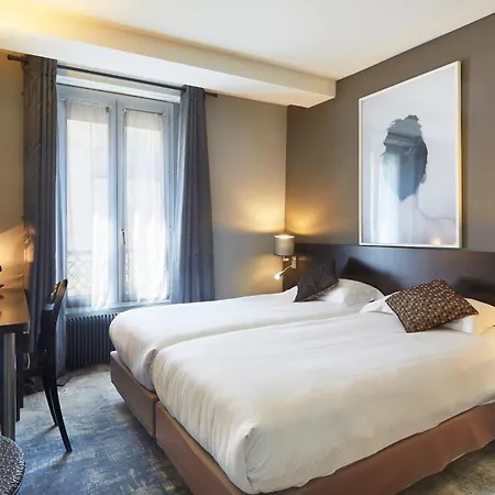 Hotel Logis Jardin De Villiers París