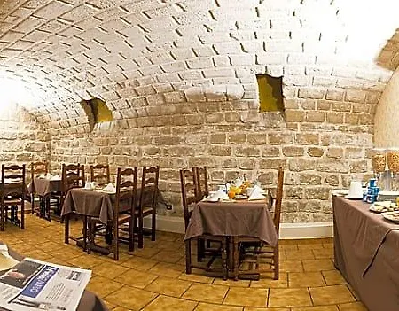 Hotel Logis Jardin De Villiers