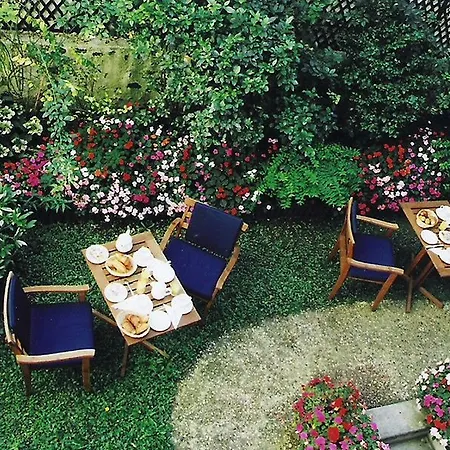 Logis Jardin De Villiers Parigi