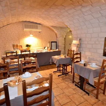 Logis Jardin De Villiers מלון 3*