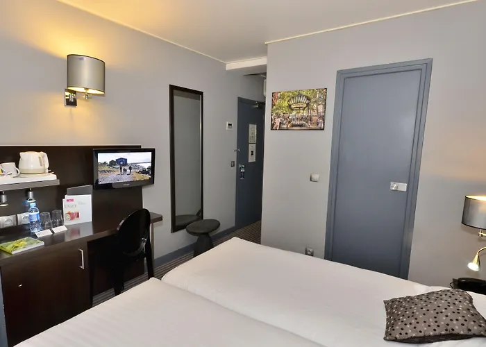 Logis Jardin De Villiers ホテル