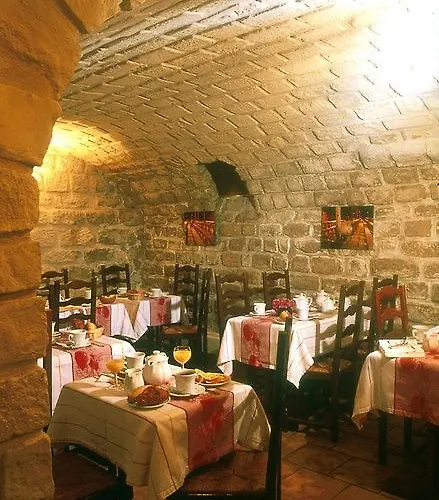 ホテル Logis Jardin De Villiers 3*