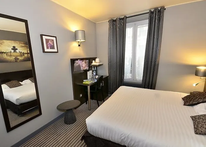 ホテル Logis Jardin De Villiers 3*