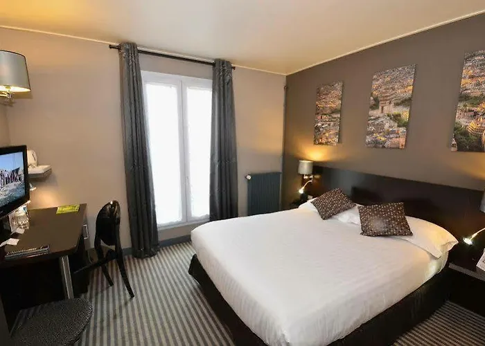 Logis Jardin De Villiers ホテル