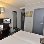 Logis Jardin De Villiers Hotel