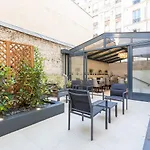 Logis Jardin De Villiers Hotel 3*