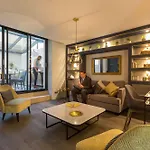Logis Jardin De Villiers Hotel 3*