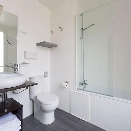 Hotel Logis Jardin De Villiers Paris